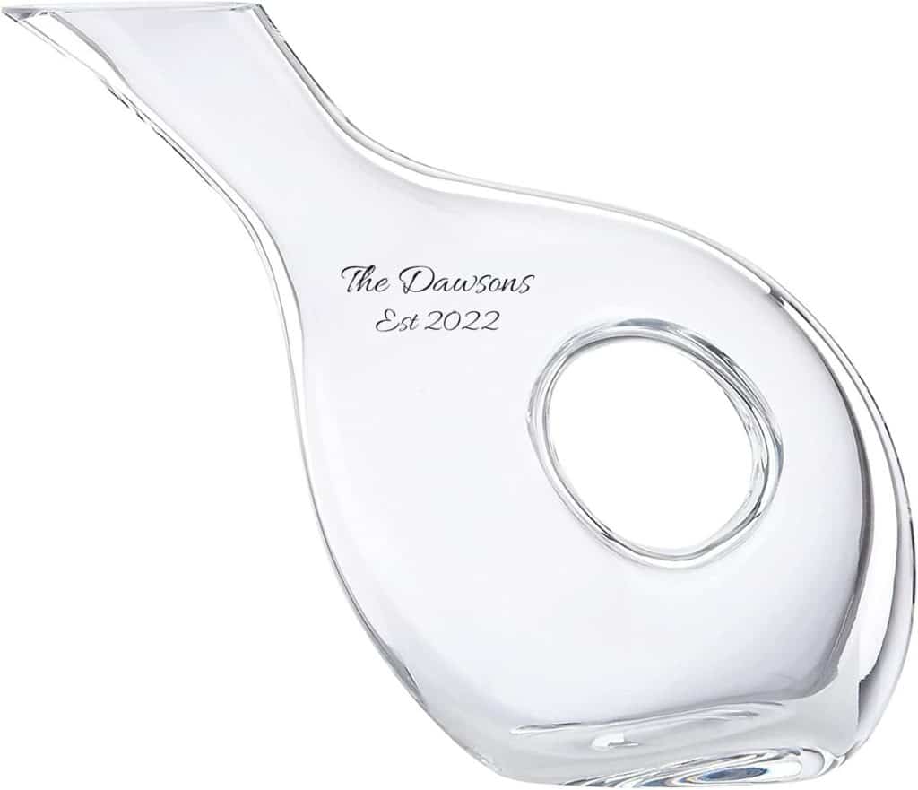 Avis sur la carafe Lenox percée, en cristal gravé (1, 4 l)