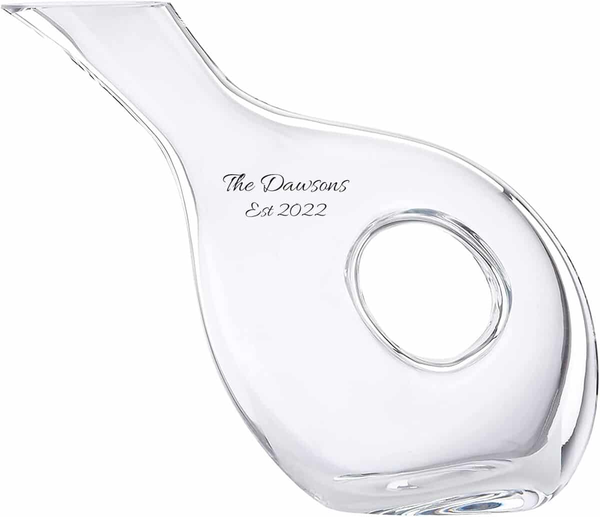 Avis sur la carafe Lenox percée, en cristal gravé (1, 4 l)