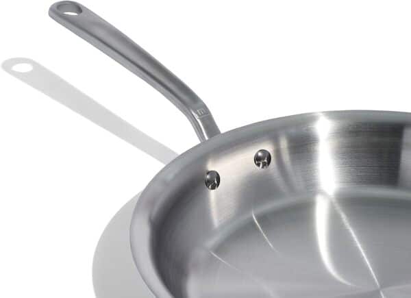 Made In Cookware – 30,5 cm Poêle à frire en acier inoxydable – Revêtement en acier inoxydable 5 plis – Batterie de cuisine professionnelle – Fabriquée en Italie – Compatible induction