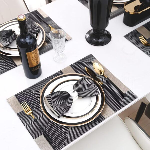 Lot de 6 sets de table noirs durables, résistants à la chaleur pour table de salle à manger, imperméables, lavables et faciles à nettoyer (noir)