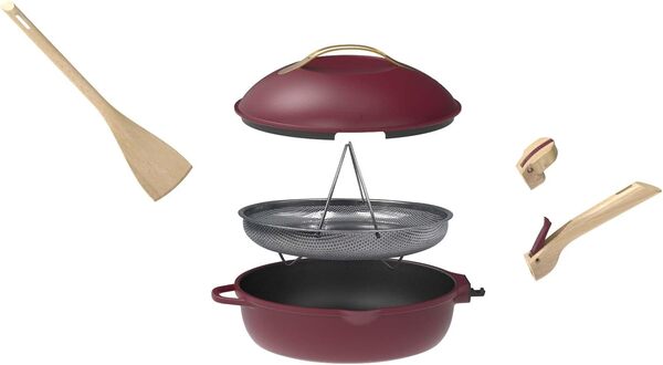 COOKUT - La Fabuleuse poêle 8 en 1 – Un seul ustensile qui remplace poêle, casserole, sauteuse - Avec 2 poignées amovibles, panier vapeur/friture, spatule en bois - RUBIS