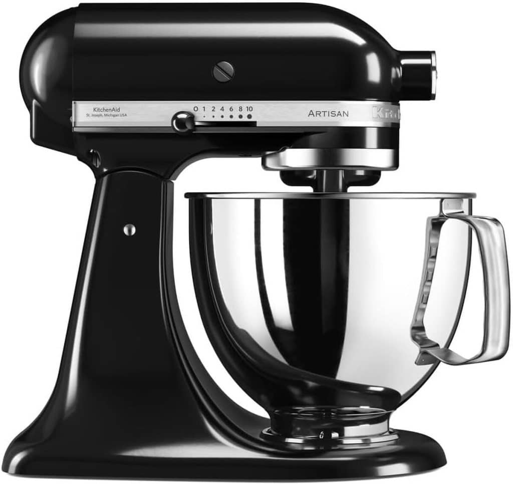 Test du robot pâtissier KitchenAid Artisan 4, 8L : multifonctions et accessoires inclus