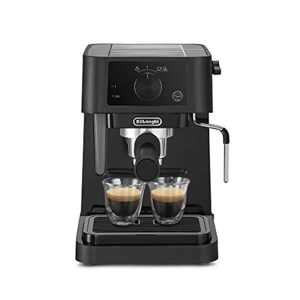 Découvrez notre test complet de la cafetière De'Longhi EC235.BK Stilosa 15 bars : performances, design et prix pour une expérience café exceptionnelle à domicile.