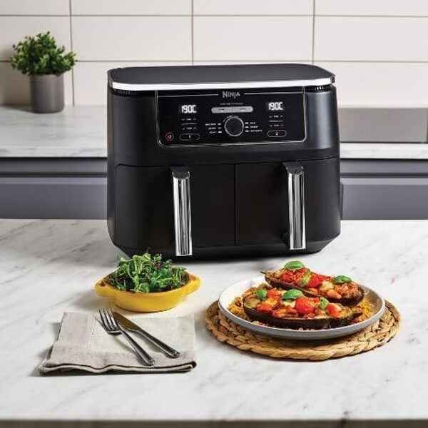 Découvrez notre avis sur la ninja Foodi MAX Dual Zone Air Fryer 9, 5L : une friteuse à air innovante qui promet performance et efficacité dans votre cuisine quotidienne