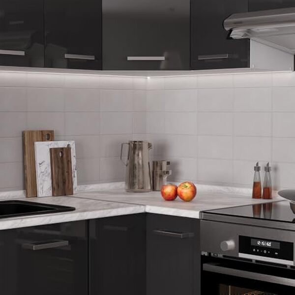 Découvrez l'alliance parfaite entre style et fonctionnalité avec la cuisine d'angle Vicco Rick anthracite brillant 190x60 cm : un design moderne et des performances optimales pour sublimer votre espace culinaire.