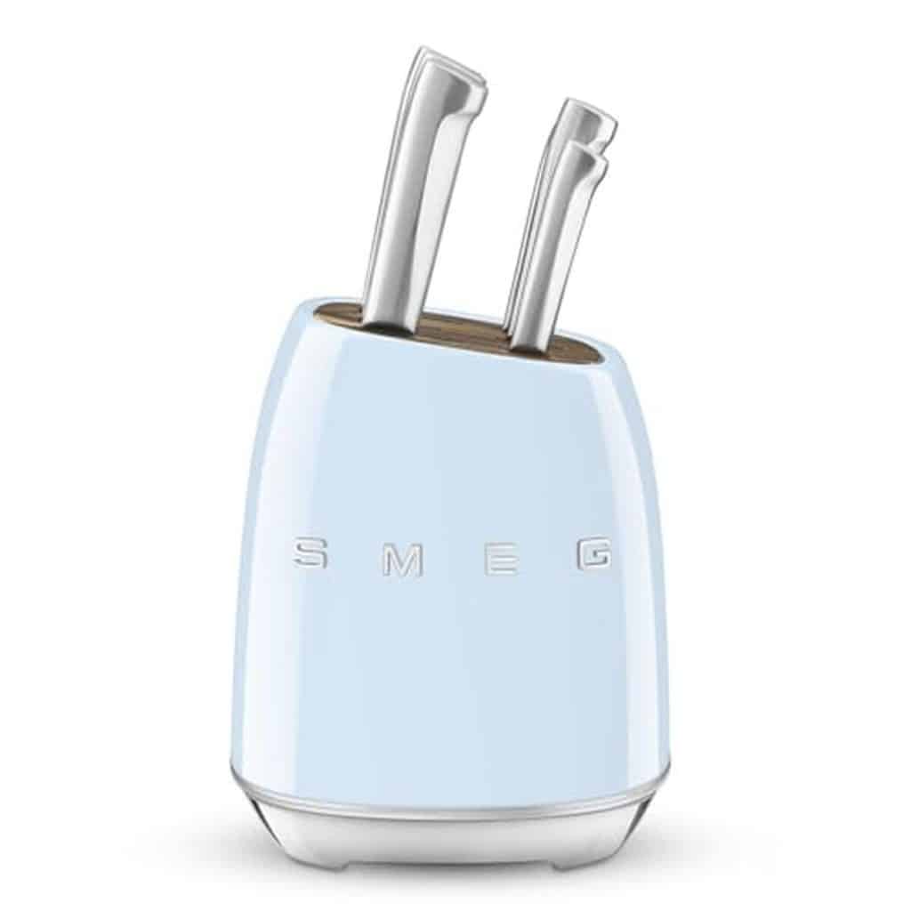 Test du bloc à couteaux Smeg KBSF02PB : design et efficacité