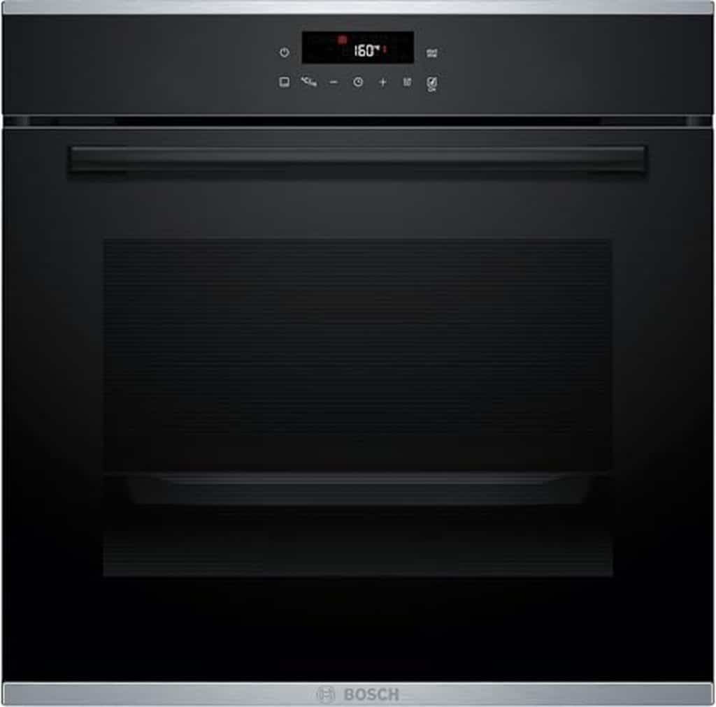 Test du four Bosch HBA272BB3 : auto-nettoyage pyrolyse et contrôle LED